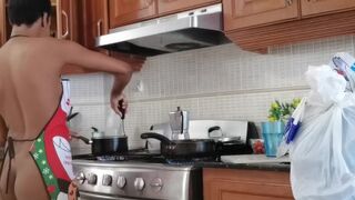 Cooking Skank - Sexy African Cook And Fuck In the Kitchen Extreme Squirt On the Table