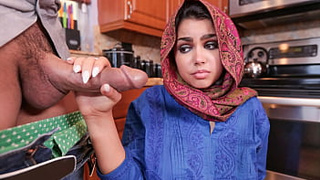 Perv Lover Helps Makes Hijab Youngster Feel at Home - Hijablust