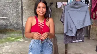 extraño entra a mi casa a ofrecerme sexo a cambio de dinero ( no creeran como terminio)