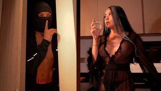 Busty housewife gets rammed by a burglar who breaks into her house - use my Honey Play Box toy